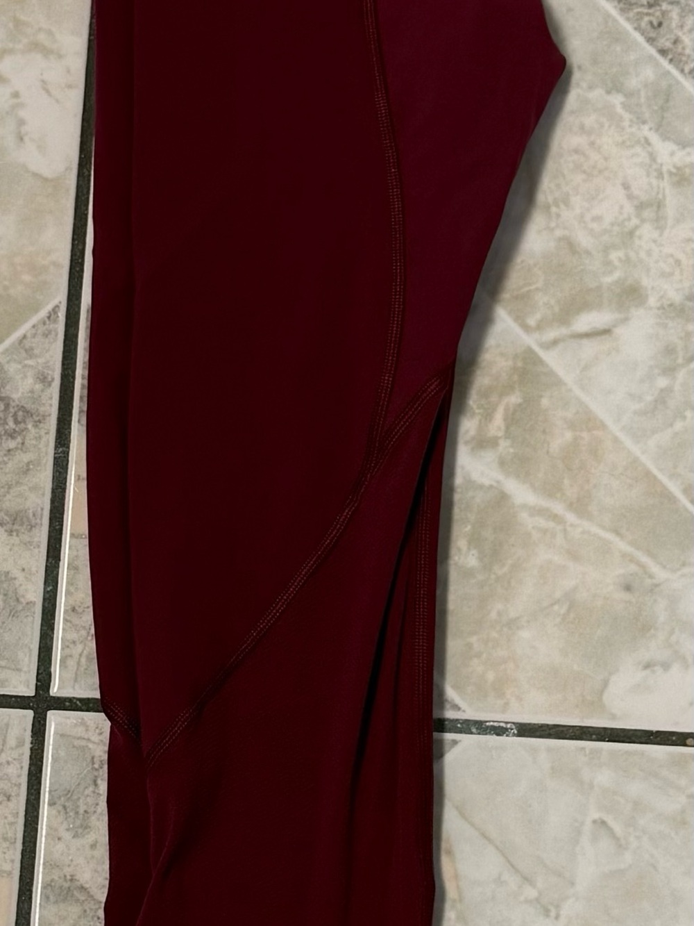 Lululemon Women’s High-Rise Wine Red Leggings Size 2